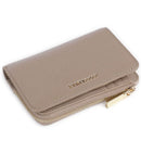 Portafoglio Donna Piatto COCCINELLE in Pelle Warm Taupe Linea Metallic Soft