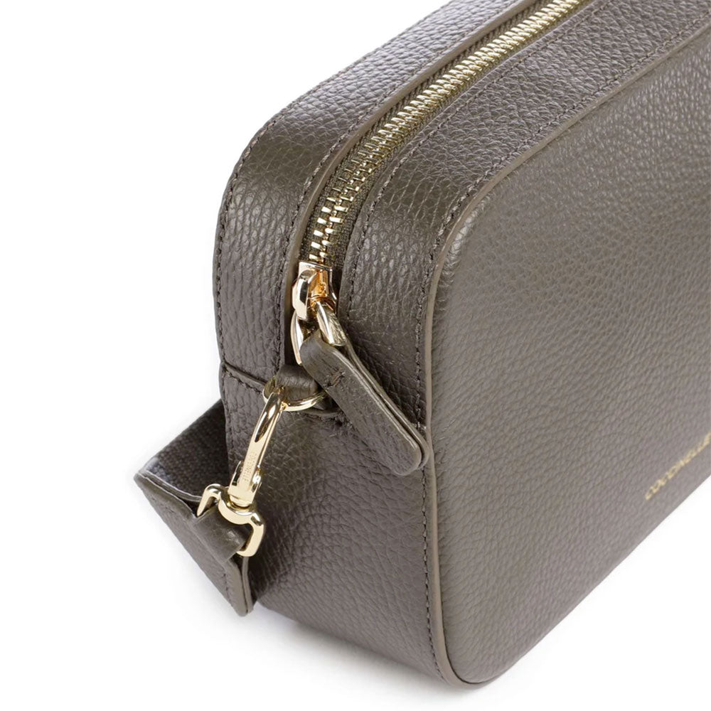 Borsa Donna a Tracolla COCCINELLE Linea Tebe Colore Fango - E5MN555I101