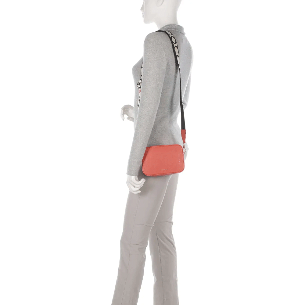 Borsa Donna a Tracolla COCCINELLE Linea Tebe Colore Grenadine Red - E5MN555I101