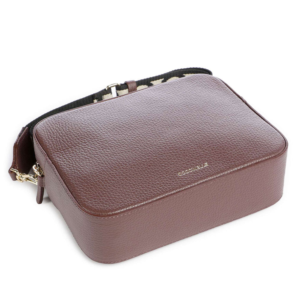 Borsa Donna a Tracolla COCCINELLE Linea Tebe Colore Berry - E5MN555M301