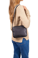 Borsa Donna a Tracolla COCCINELLE Linea Tebe Colore Scarlet - E5MN555M301