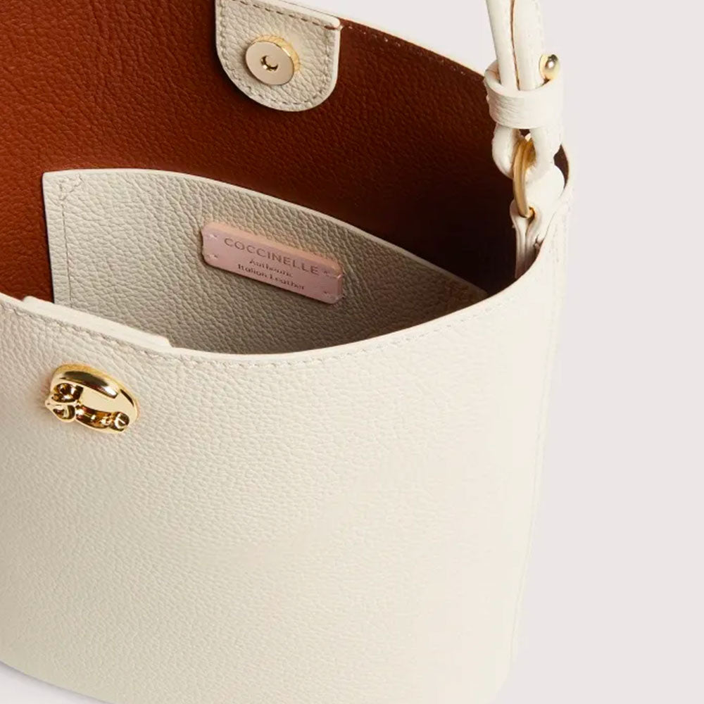 Borsa Donna a Spalla COCCINELLE Linea Nikla Mini Colore Pearl - Cognac