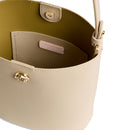 Damen-Schultertasche COCCINELLE Modell Nikla Mini in Sandshell-Seagrass