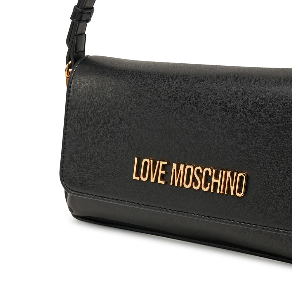 LOVE MOSCHINO LOGO LETTERING
Flache Umhängetasche in Schwarz