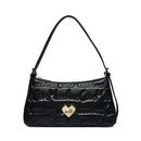 LOVE MOSCHINO 
Schwarzem Hobo Bag mit allover gesticktem Logo