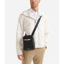 1A Classe Alviero Martini Trip Linie 
Kleine Herrentasche aus schwarzem Leder LA85