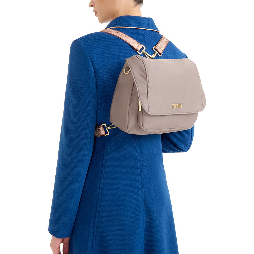 Borsa Donna Zaino Tracolla 1A Classe Alviero Martini linea Stormy Nylon Tortora LD20