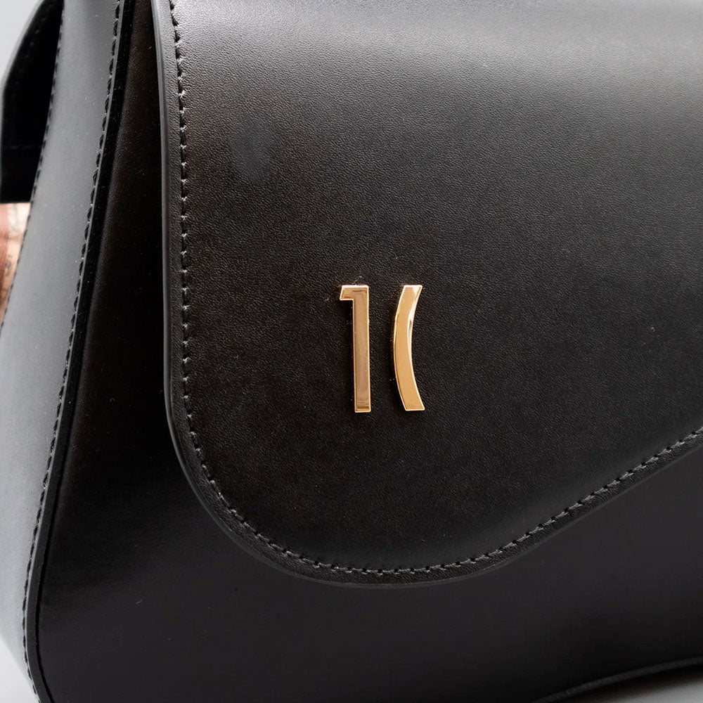 Borsa Donna a Tracolla Sella 1A Classe Alviero Martini linea Winter Lux in Pelle Nera LE03