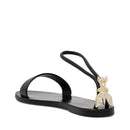 PATRIZIA PEPE Girl Fly Linie
Flache Sandalen Fly Gioiello Sandalenlinie aus schwarzem Leder