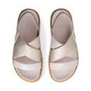 LIU JO Panarea 02 
Plateausandalen aus goldfarbenem laminiertem Canvas