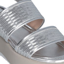 LIU JO Amber 01 
Plateausandalen mit silbernen Pailletten