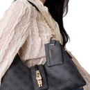 Borsa Donna Hobo a Spalla GUESS Linea Yvonne Colore Coal Logo