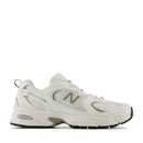 NEW BALANCE SNEAKERS 530 
Running Schuhe aus Synthetikgewebe und Mesh in den Farben Sea Salt und Arid Stone