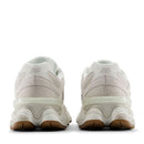 Sneakers Running NEW BALANCE 9060 in Suede e Mesh Moonbeam Sea Salt e Black