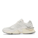 Sneakers Running NEW BALANCE 9060 in Pelle e Mesh Sea Salt Concrete e Silver Metallic