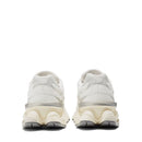 Sneakers Running NEW BALANCE 9060 in Pelle e Mesh Sea Salt Concrete e Silver Metallic
