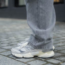 Sneakers Running NEW BALANCE 9060 in Suede e Tessuto Rain Cloud Castlerock e White