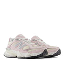 Sneakers Running NEW BALANCE 9060 in Suede e Tessuto Rose Sugar