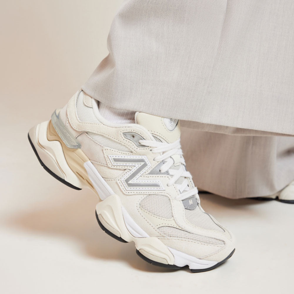 Sneakers Running NEW BALANCE 9060 in Pelle e Mesh Sea Salt Moonbeam e Turtledove