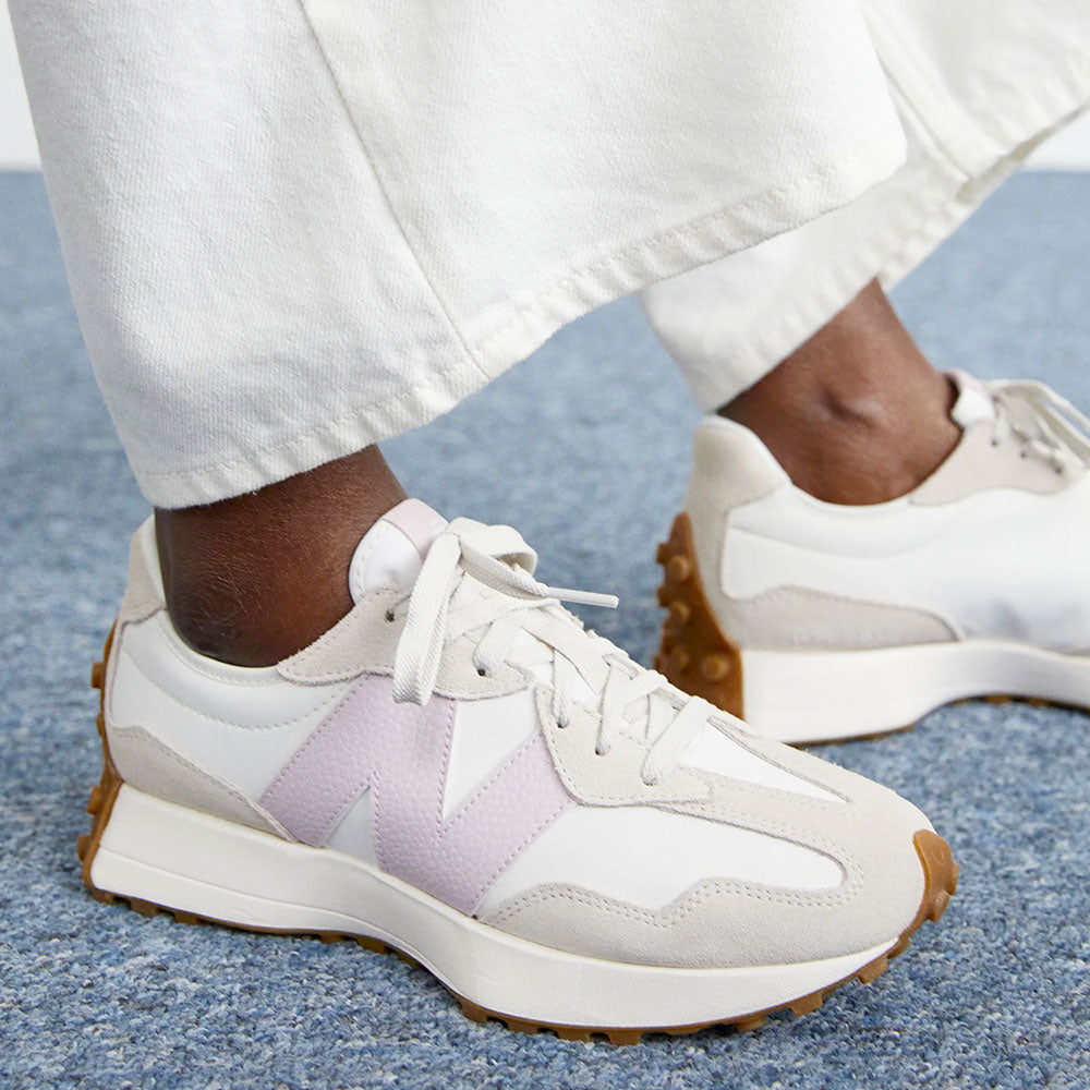 Scarpe Donna NEW BALANCE Sneakers 327 in Pelle e Suede colore Moonbeam e December Sky