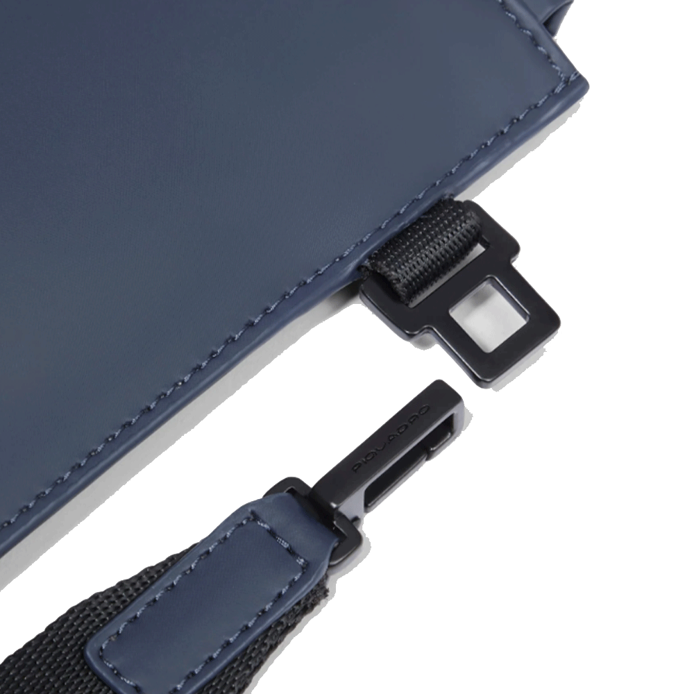 Pochette PIQUADRO in Tessuto Gommato colore Blu Linea Corner 2.0  - AC6368C2OW