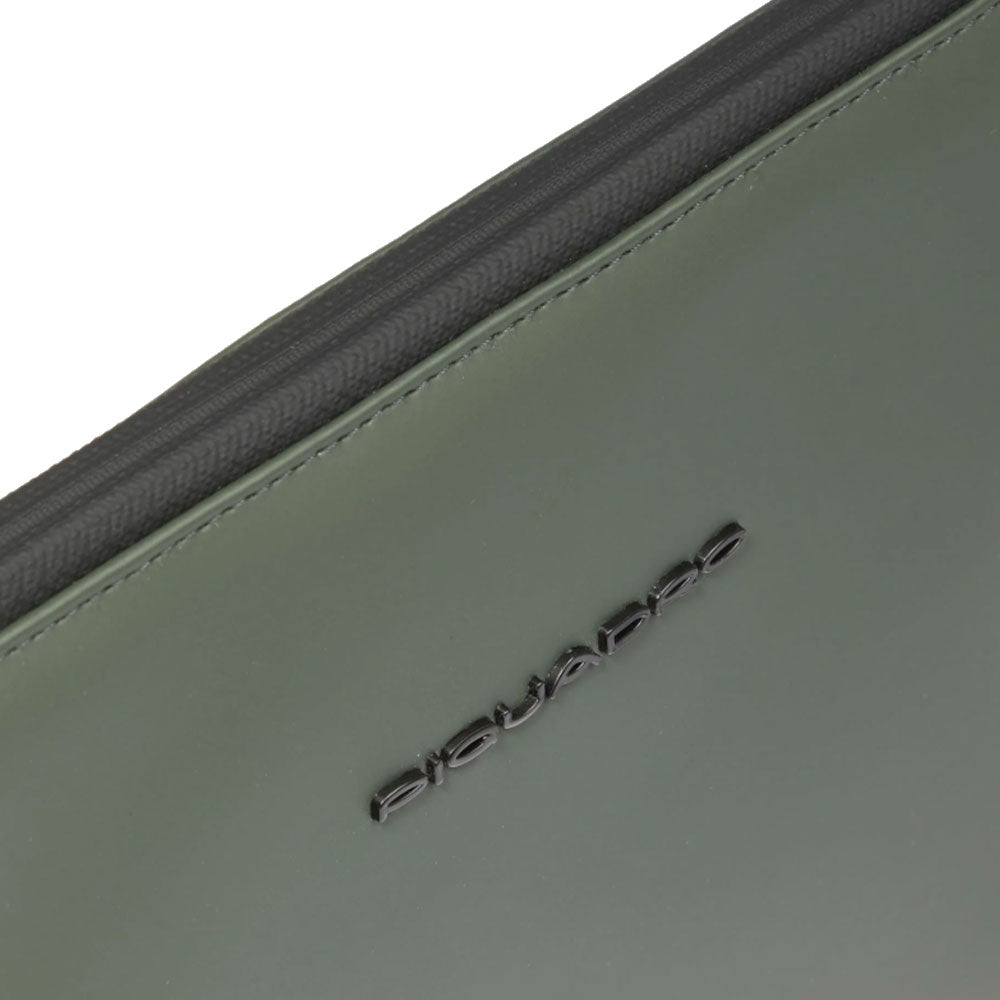 Pochette PIQUADRO in Tessuto Gommato colore Verde Linea Corner 2.0  - AC6368C2OW