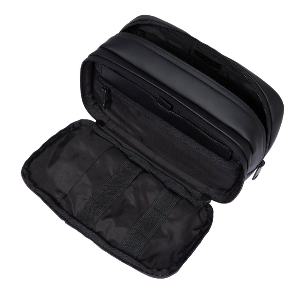 Beauty Uomo PIQUADRO in Tessuto Impermeabile Linea Corner colore Nero - BY6380C2OW