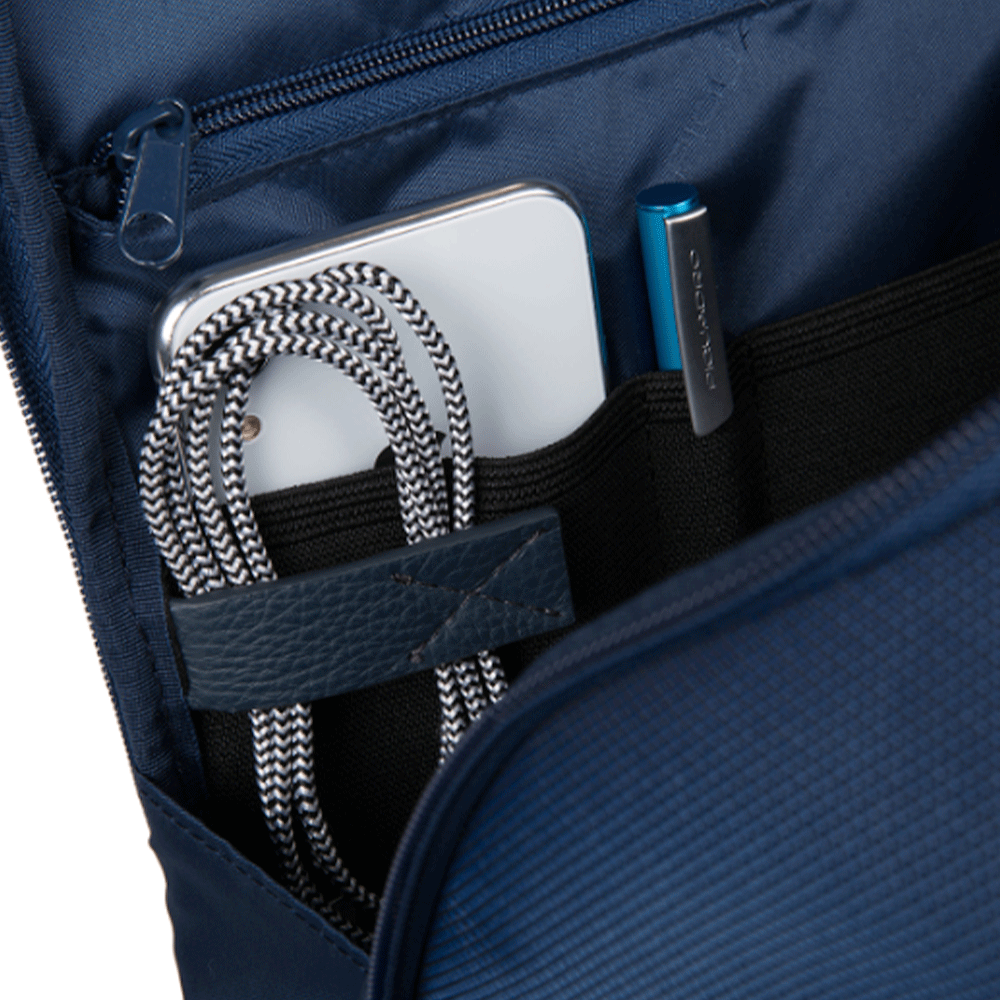 Zaino Uomo PIQUADRO in Pelle e Tessuto Blu Porta Pc 14" e iPad Linea Trakai - CA5524W109