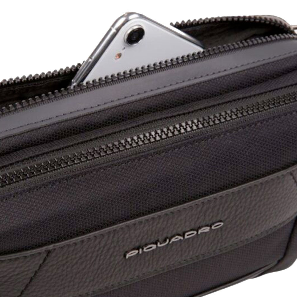 Marsupio Uomo PIQUADRO in Tessuto e Pelle Colore Nero Linea Trakai - CA5529W109