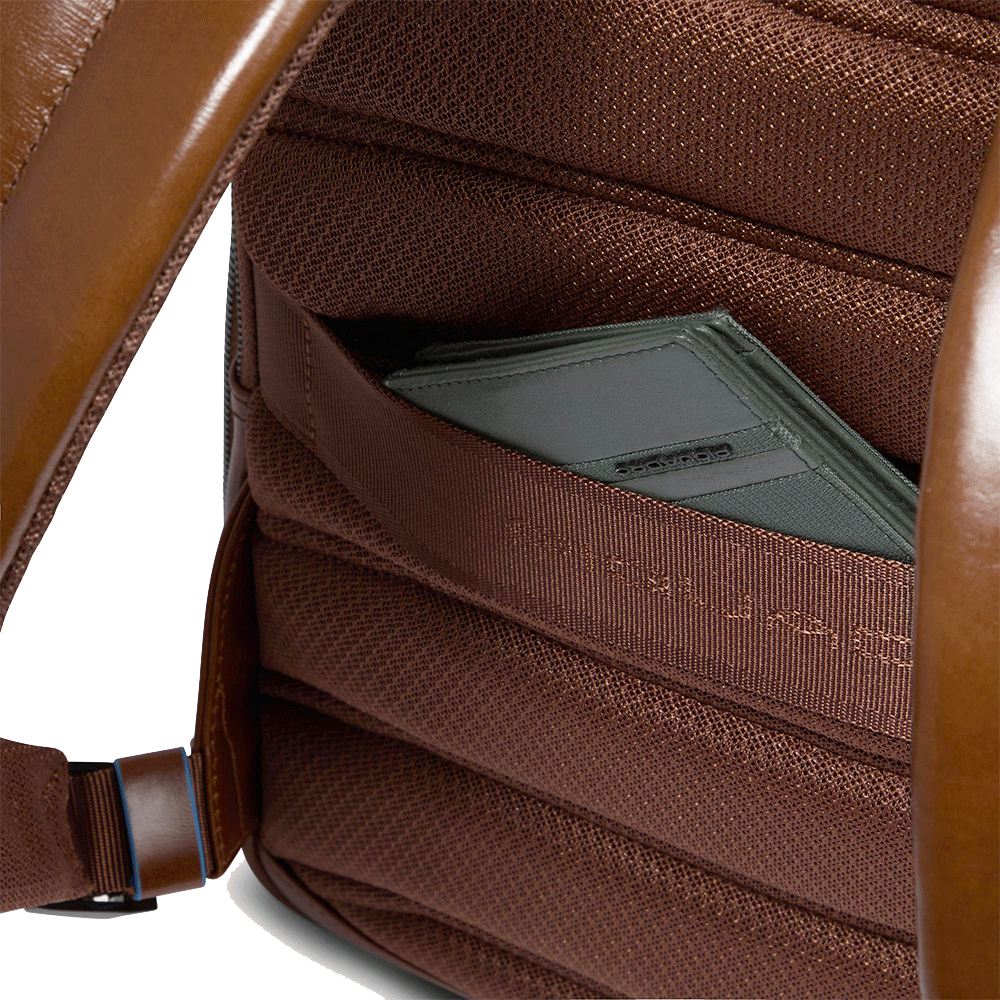 Zaino Uomo PIQUADRO Espandibile con Porta Computer 14" in Pelle Marrone Linea Blue Square - CA6311B2
