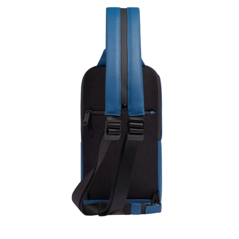 Herren-Umhängetasche PIQUADRO aus gummiertem Stoff in Blaugrau Modell Corner 2.0 - CA6466C2OW