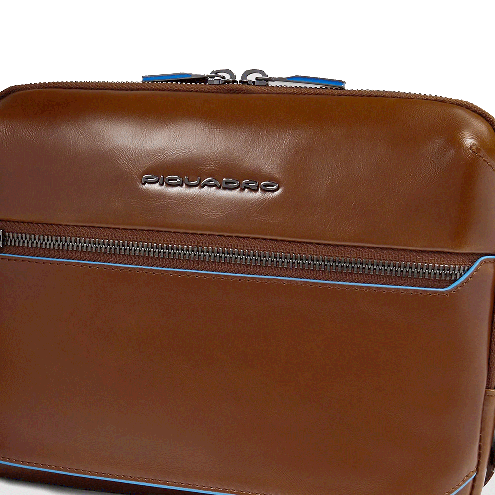 Borsello Uomo Orizzontale PIQUADRO linea Blue Square in Pelle Marrone - CA6588B2