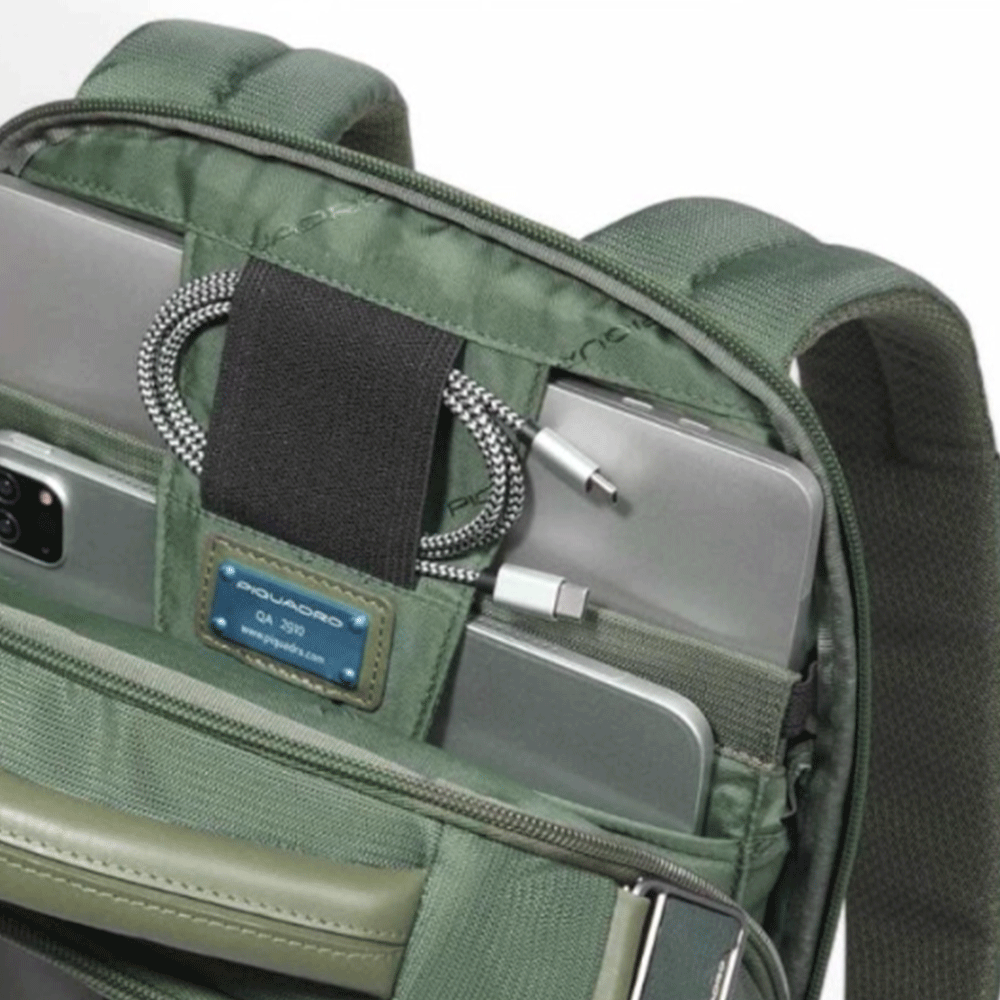 Zaino PIQUADRO con Porta Computer 14" in Tessuto e Pelle Verde Linea Orion - CA6620S136
