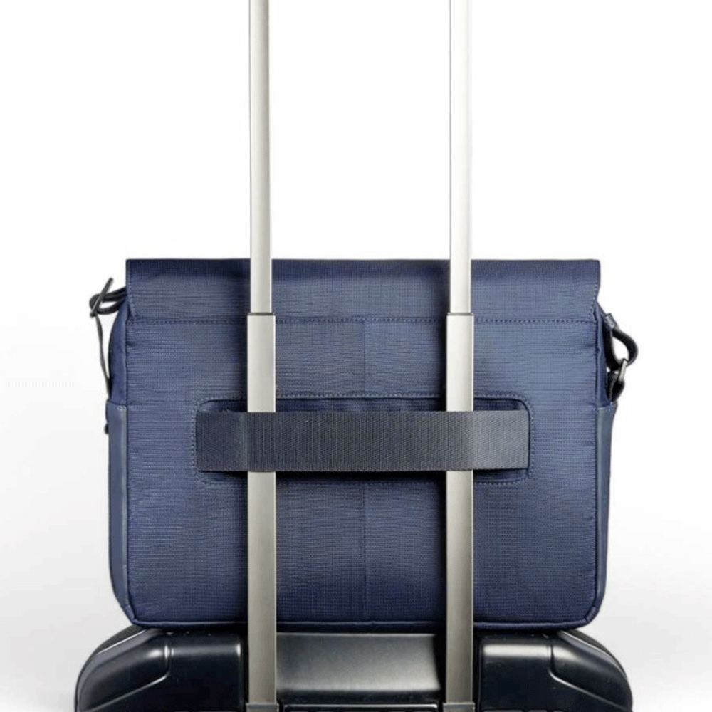 PIQUADRO 13,3" Laptop-Umhängetasche aus blauem Stoff und Leder, Orion-Linie - CA6627S136