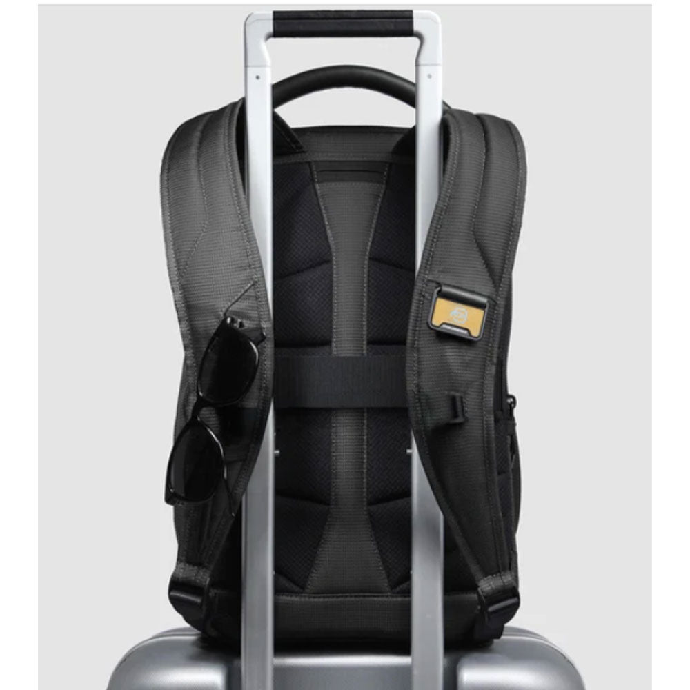 PIQUADRO Bike-Rucksack aus schwarzem recyceltem Nylon mit 14-Zoll-Laptop-Halterung PQ-Earth Line - CA6629S137