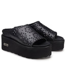 CULT Nancy 3457
Damen Slipper aus perforiertem Leder in Schwarz
