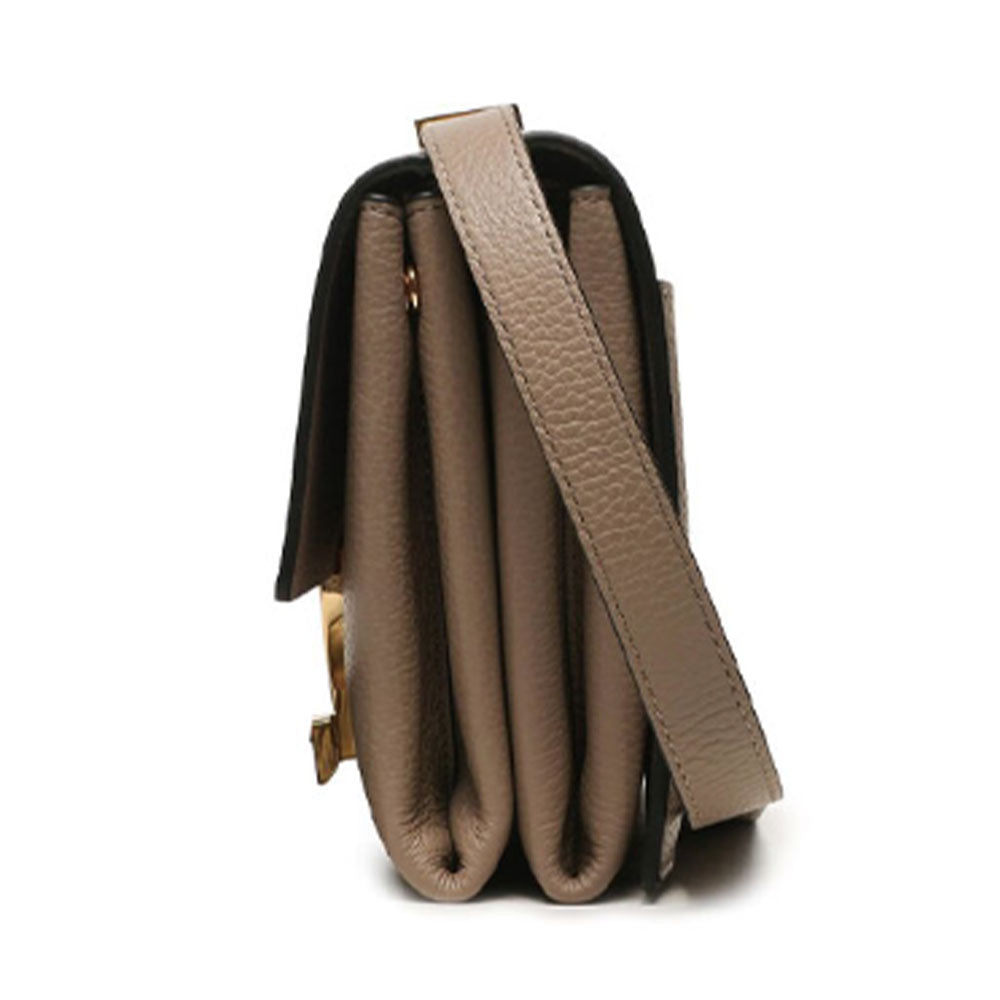 COCCINELLE Damen-Umhängetasche aus Leder der Arlettis-Linie in der Farbe Warm Taupe