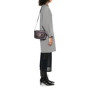 COCCINELLE Damen Umhängetasche aus Prune Leder, Beat Soft Line, Mittlere Größe
