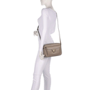 Borsa Donna a Tracolla COCCINELLE in Pelle Warm Taupe linea Beat Soft Misura Large