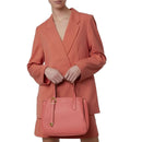 COCCINELLE GLEEN LINIE
Damen Handtasche aus Leder in der Farbe Pot 