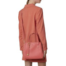 COCCINELLE GLEEN LINIE
Damen Handtasche aus Leder in der Farbe Pot 