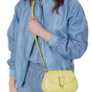 COCCINELLE Damenhandtasche mit Schultergurt aus Leder Himma Line Lime Wash Color Small Size