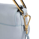 COCCINELLE Magie Soft Medium
Damen Handtasche mit Schultergurt aus Leder in der Farbe Mist Blue