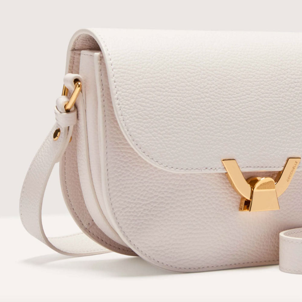 COCCINELLE Damen Schultertasche aus Leder Farbe White Dew Small Linie