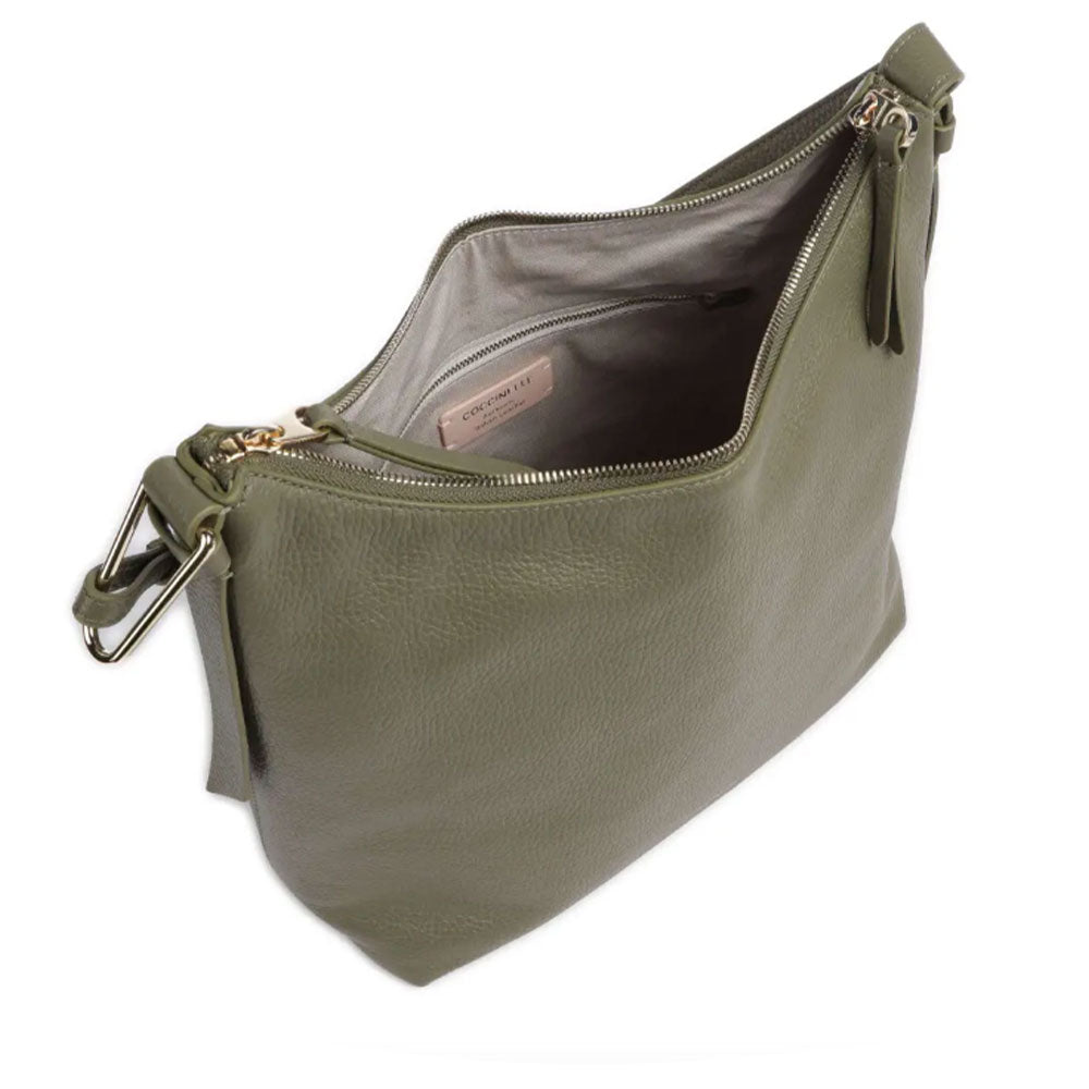 COCCINELLE Malory Linie
Hobo Bag aus Leder in Laurel Green
