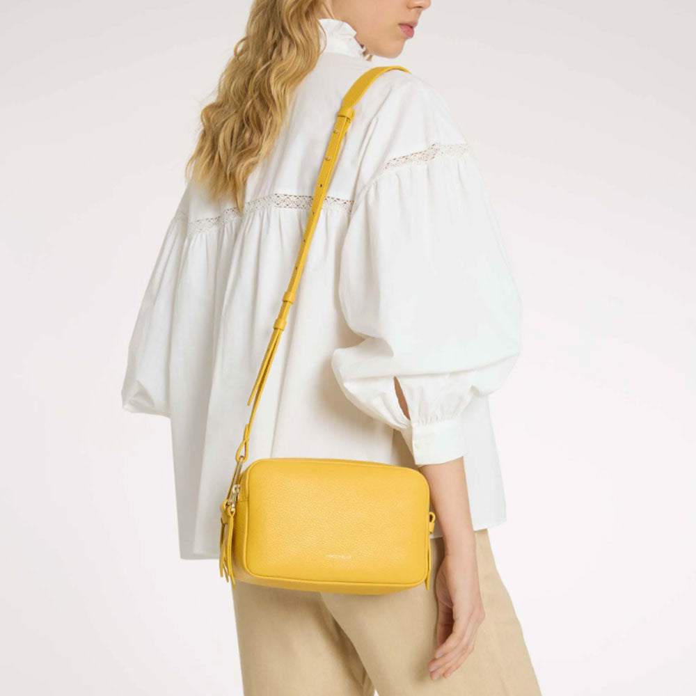 Borsa Donna a Tracolla COCCINELLE in Pelle Linea Malory colore Azul