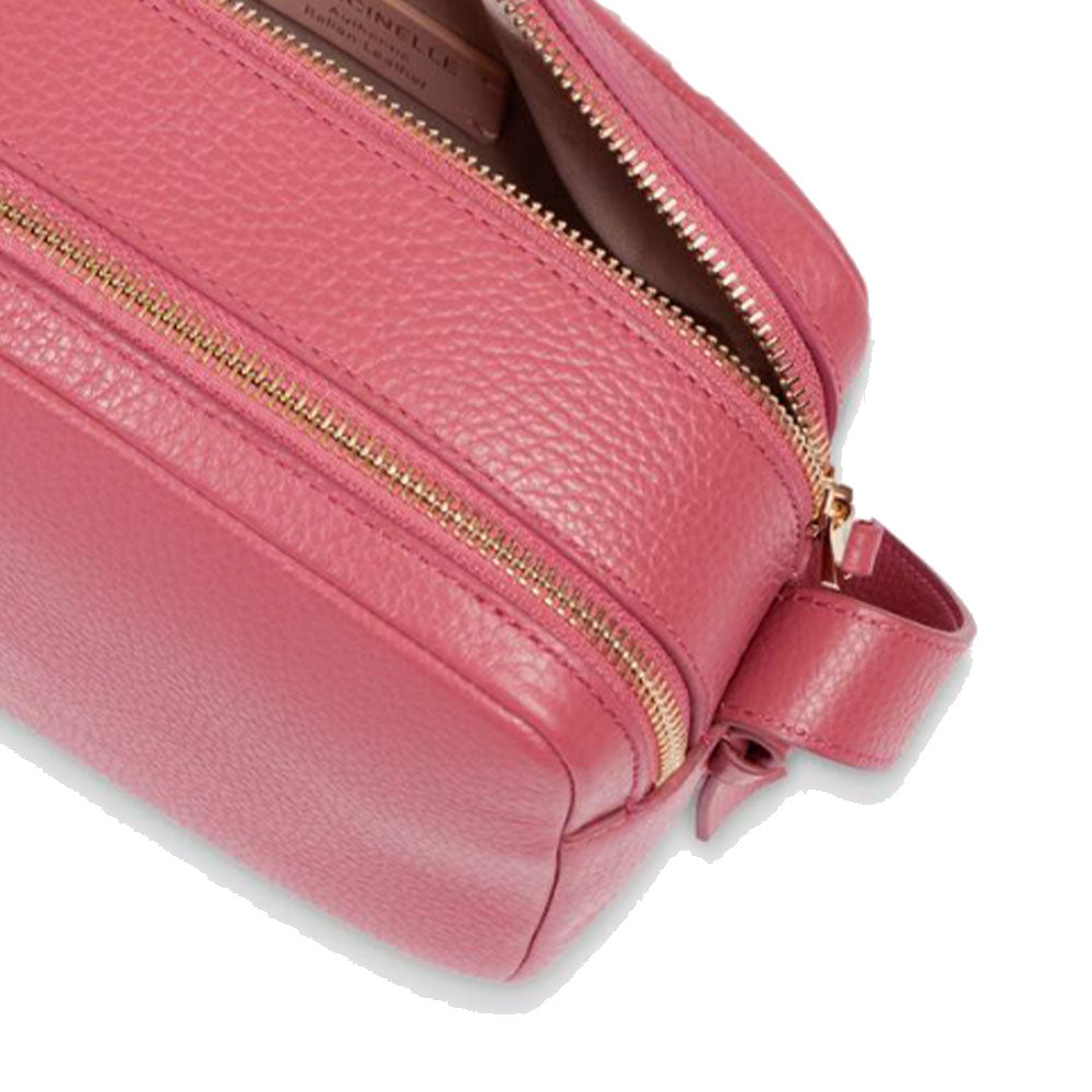 COCCINELLE Malory Linie
Damen Umhängetasche aus Leder in Rosewood Color