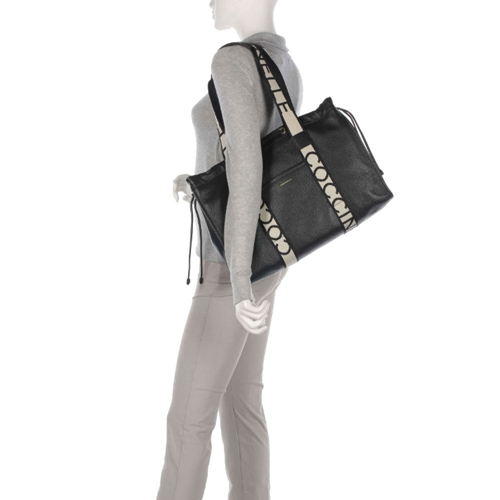 Borsa Donna a Spalla COCCINELLE in Pelle Linea 2Day Signature Large colore Nero