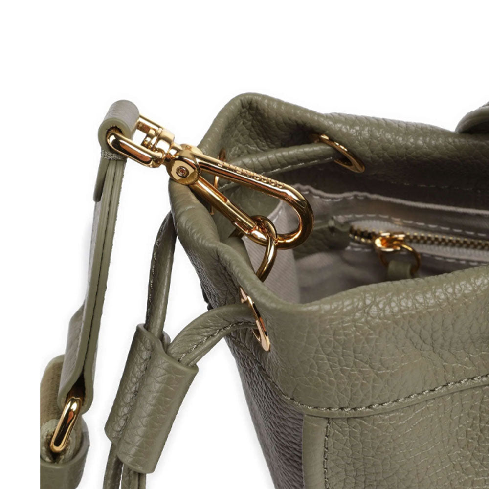 Borsa Donna a Mano COCCINELLE in Pelle Linea 2Day Signature colore Laurel Green