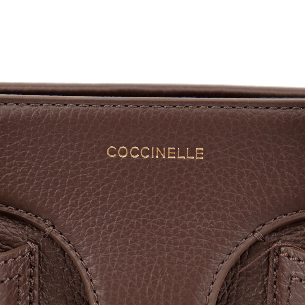 Women's Fondant Brown Leather Handbag COCCINELLE York L